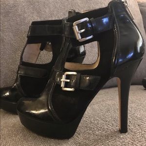 Michael kors booties